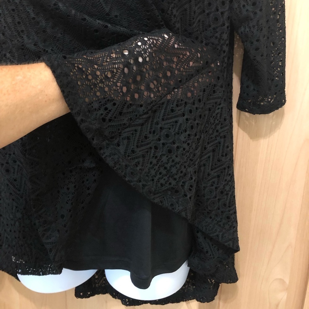 LaVanya Women’s Lace Eyelet Swing Top 1X Black Built-in Tank Top Half Sleeve - Picture 7 of 8